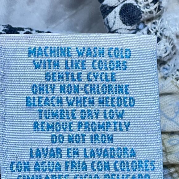 Announcements Maternity Stretch Top Peasant Style White with Blue Print - Picture 6 of 6